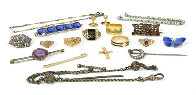 Lot 279 - A collection of jewellery