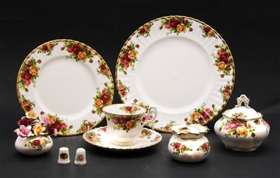 Lot 1310 - A collection of Royal Albert Old Country Roses