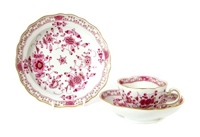 Lot 447 - A Meissen porcelain trio