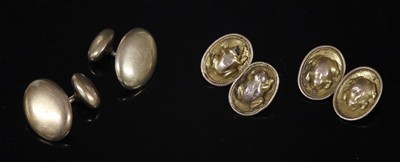 Lot 143 - A pair of Edwardian gold cufflinks