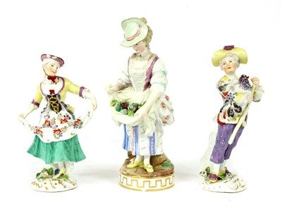 Lot 445 - A Meissen figure of a flower seller