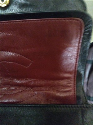 Lot 691 - A Chanel matelassé lambskin leather shoulder bag