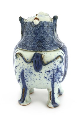 Lot 5 - A Chinese blue and white incense burner