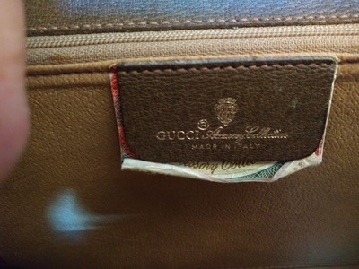 Lot 268 - A vintage Gucci 'Accessory Collection' clutch