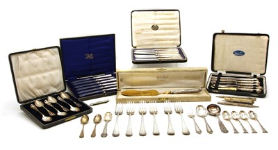 Lot 339 - A set of six cased silver teaspoons by David Rogers & Sons, Sheffield 1919