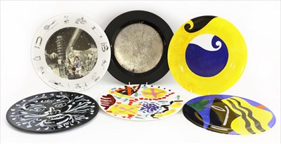 Lot 229 - A set of six Wedgwood Art plates