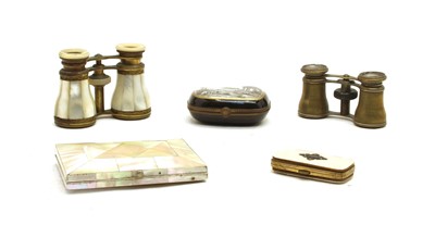 Lot 117 - A pair of French mother of pearl and gilt metal opera glasses