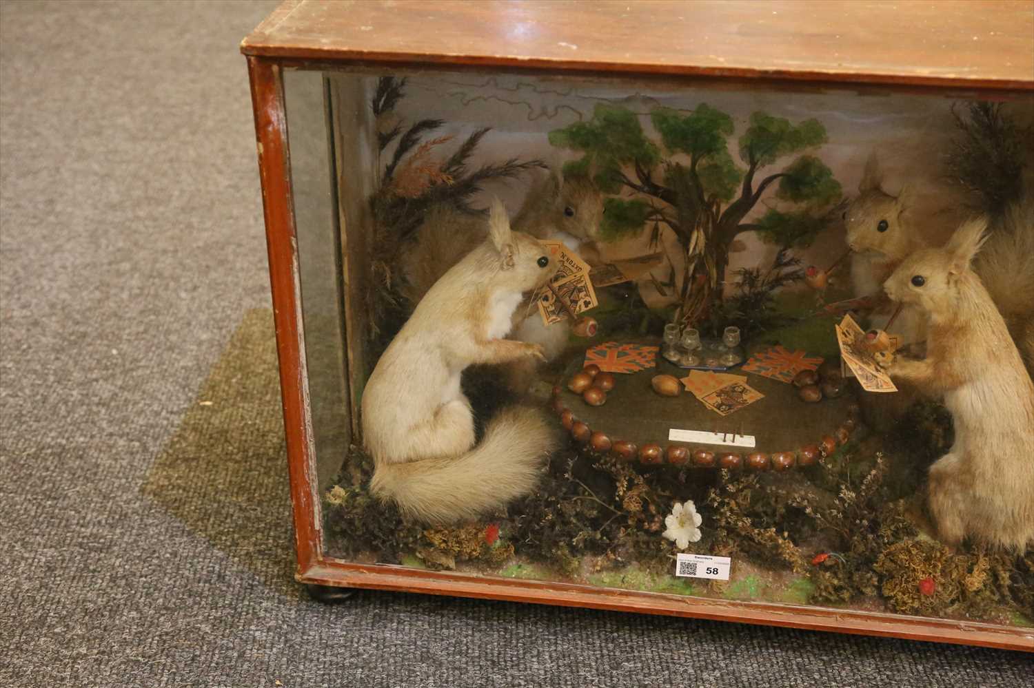 Lot 58 FOUR RED SQUIRRELS PLAYING CARDS,