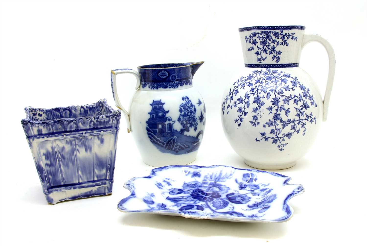 Lot 321 - A collection of 19th century and later blue and white transfer decorated china