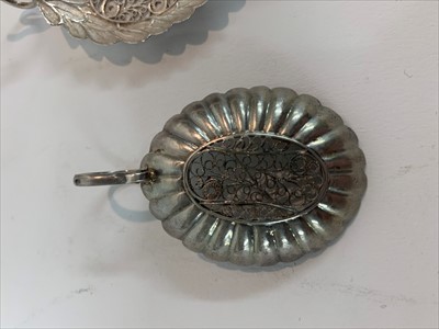 Lot 18 - A George III silver caddy spoon