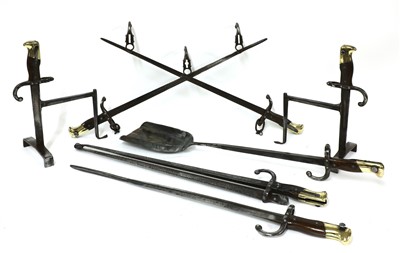 Lot 720 - A set of bayonet fire tools