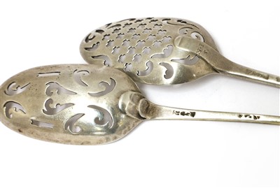 Lot 25 - A silver mote spoon