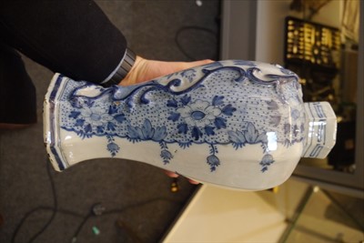 Lot 272 - A pair of Dutch delft vases and covers