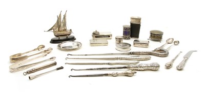 Lot 75 - Small Silver items