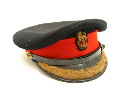 Lot 166 - An original post WWII British Brigadiers peaked dress cap
