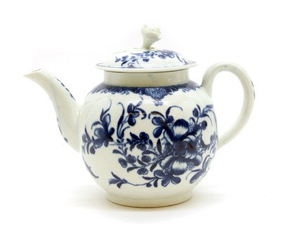 Lot 211 - A Worcester blue and white teapot and cover
