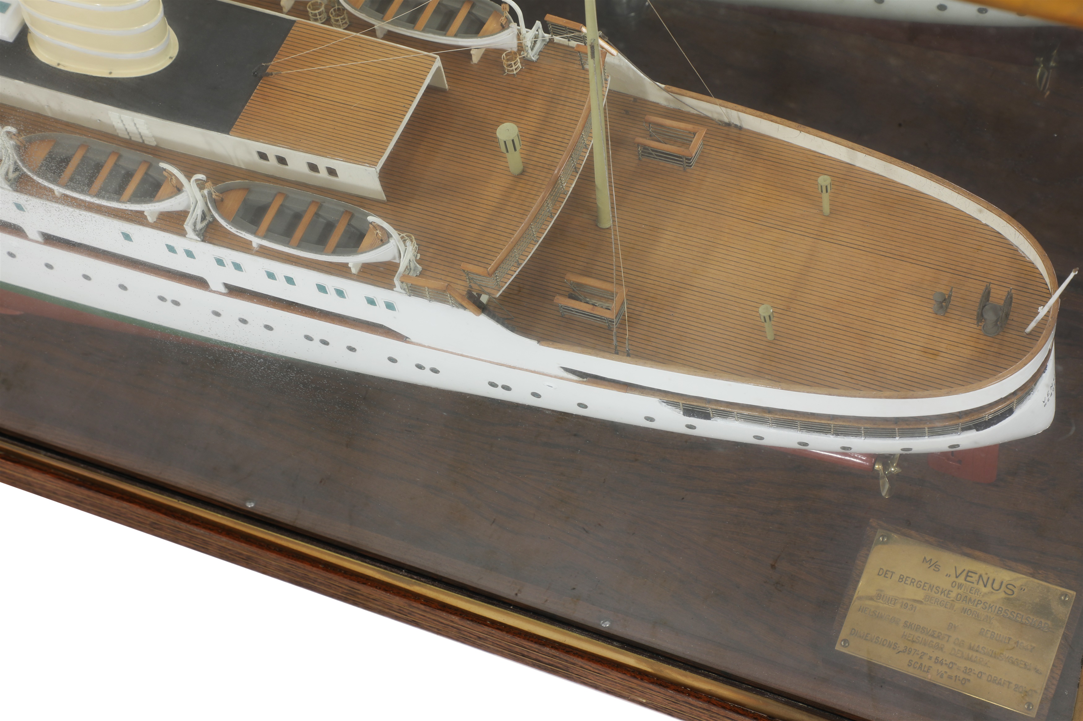 Lot 609 - A 1:8 scale model of a passenger liner,