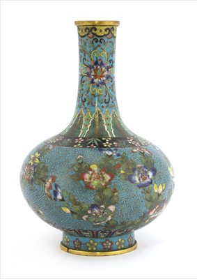 Lot 77 - A Chinese cloisonné vase