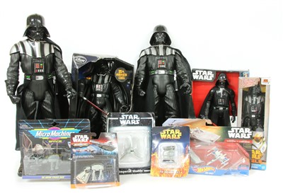 Lot 1250 - A collection of Star Wars toys