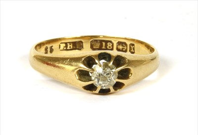 Lot 17 - A Victorian 18ct gold single stone diamond ring