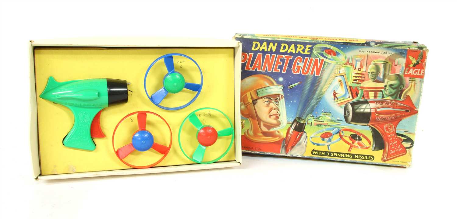 Lot 86 - A 1950s Dan Dare Planet Gun