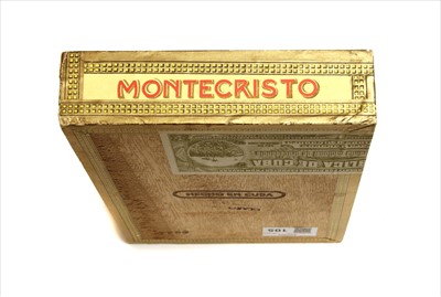 Lot 105 - Montecristo, No. 3, 25 cigars, boxed