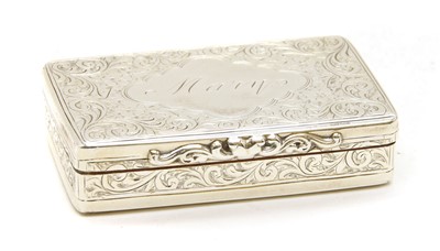 Lot 1087 - A Victorian silver snuff box
