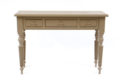 Lot 622 - A painted pine hall table