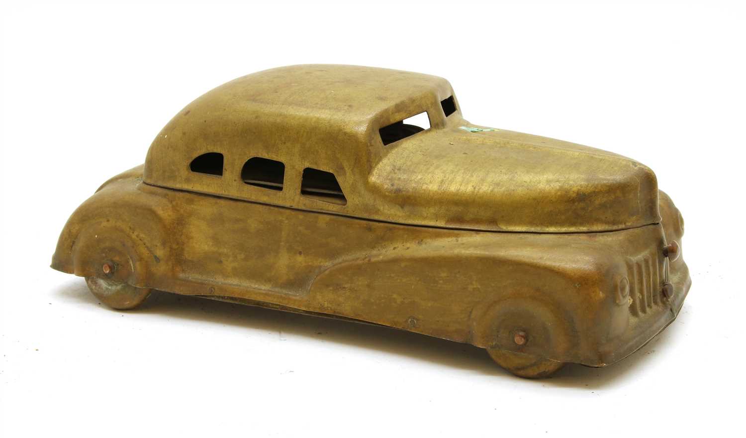 Lot 141 - A 1940s brass novelty paint box