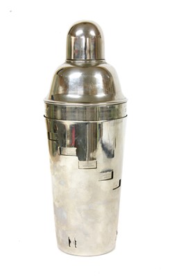 Lot 1337 - An Art Deco silver plated cocktail shaker