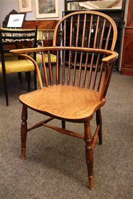 Lot 1634 - An ash and elm Windsor chair