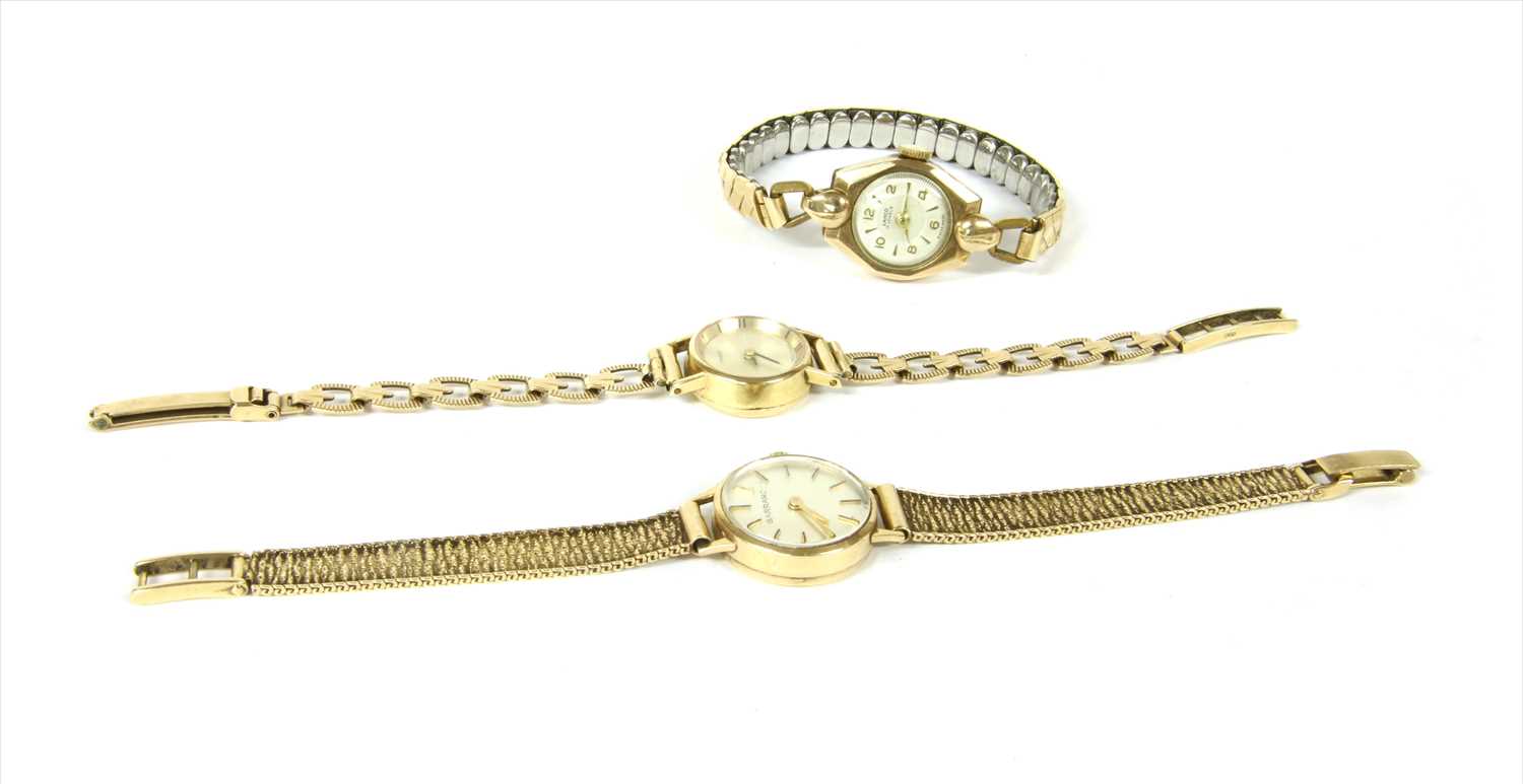 Lot 21 - A ladies' 9ct gold Garrard mechanical bracelet watch