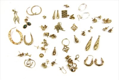 Lot 75 - Eighteen pairs of gold stud earrings