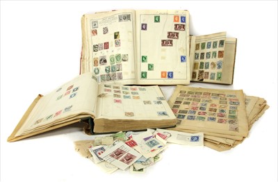 Lot 61 - A quantity of world stamps