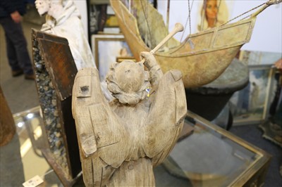 Lot 115 - WOODEN CARVING