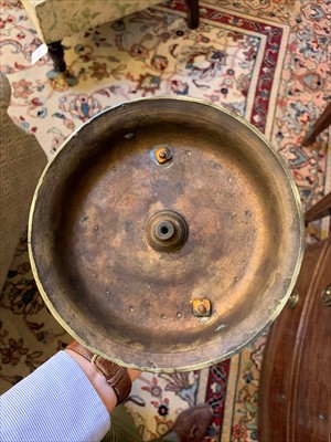 Lot 39 - A Grand Tour-type bronze bowl