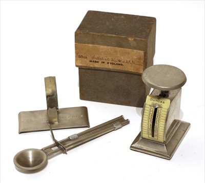 Lot 1129 - An English silvered letter scale