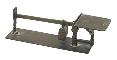 Lot 1152 - A half roberval steelyard type scale