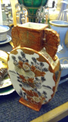 Lot 160 - Decorative pottery and porcelain