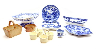 Lot 164 - Blue and white pottery