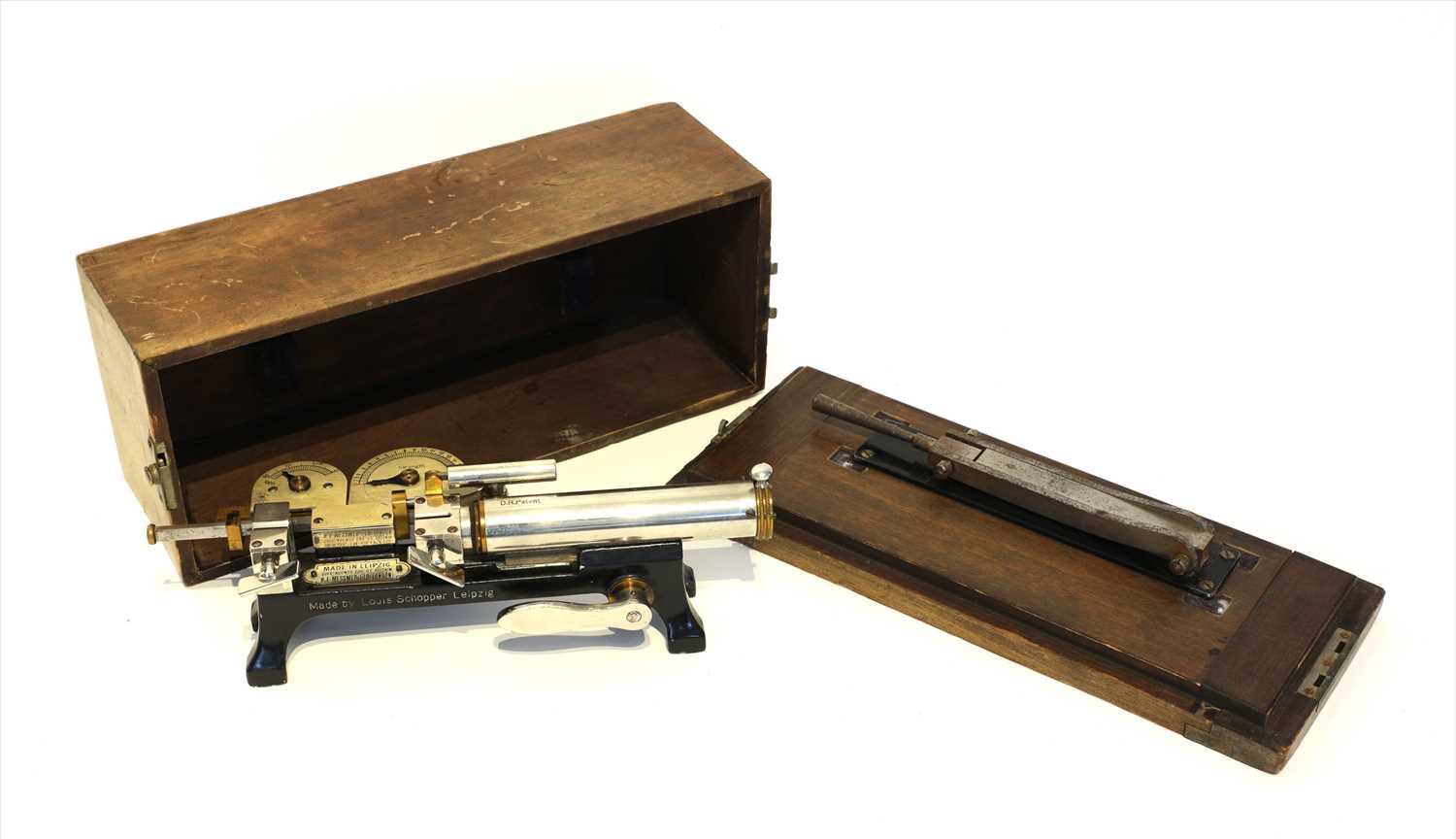 Lot 1012 - A mahogany cased cow's milk tester