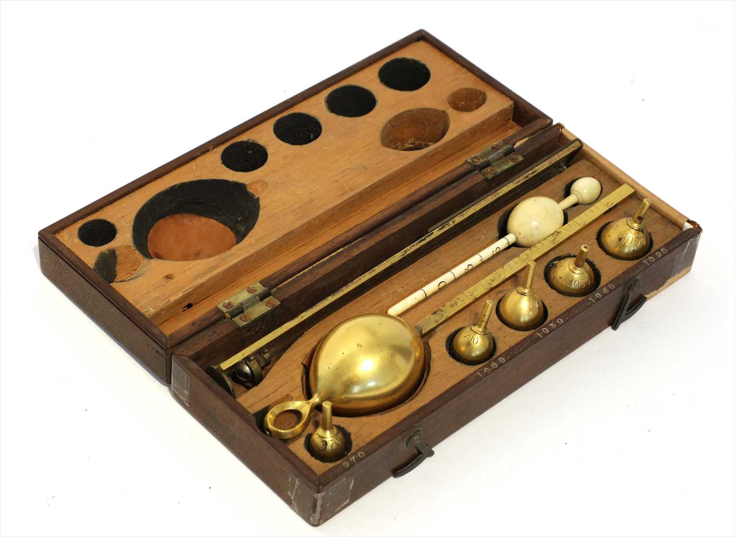 Lot 1021 - A Bate's mahogany cased saccharometer