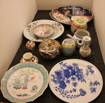Lot 170 - A collection of Chinese and Japanese ceramics