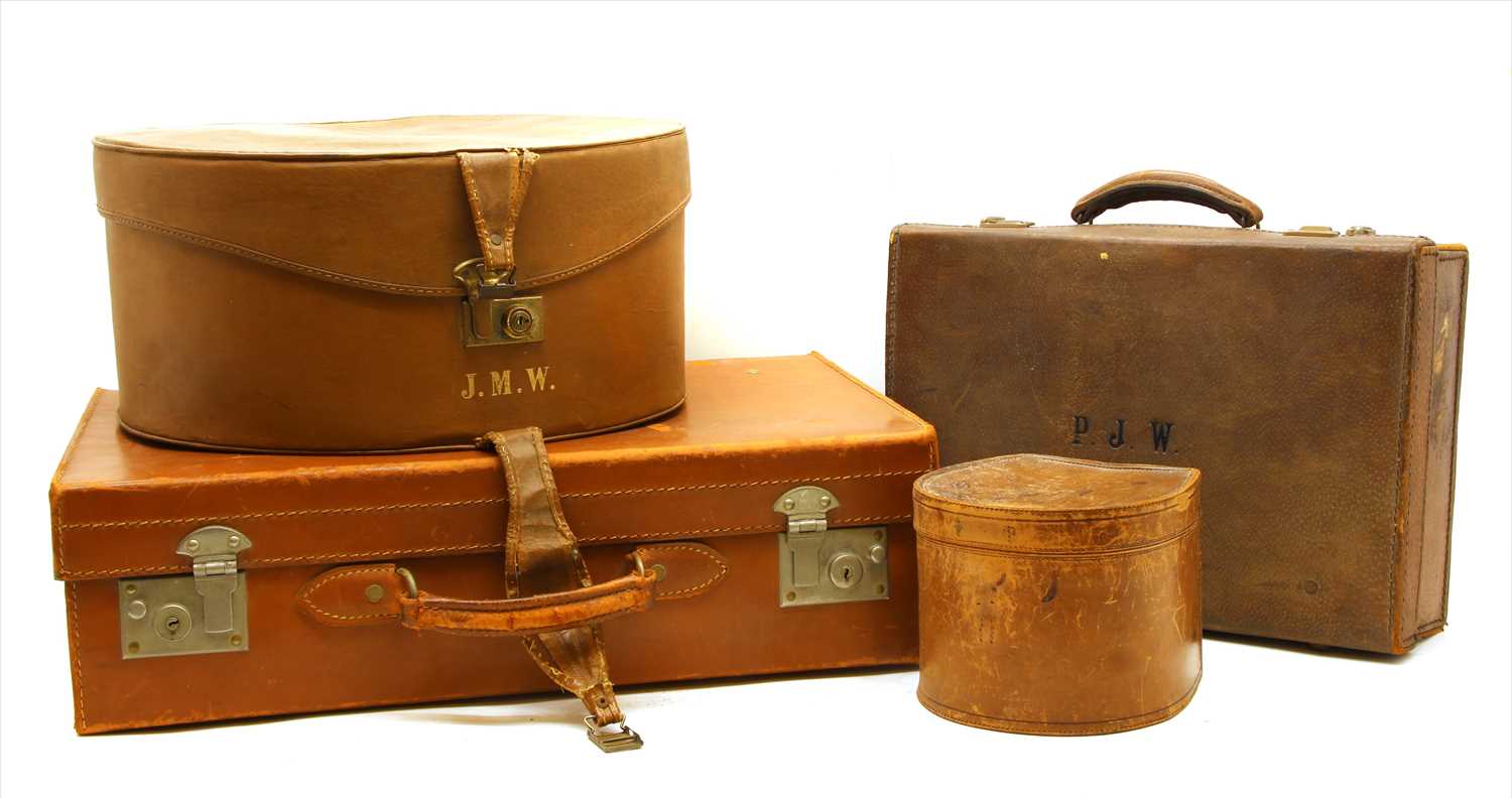 Lot 459 - Two vintage suitcases