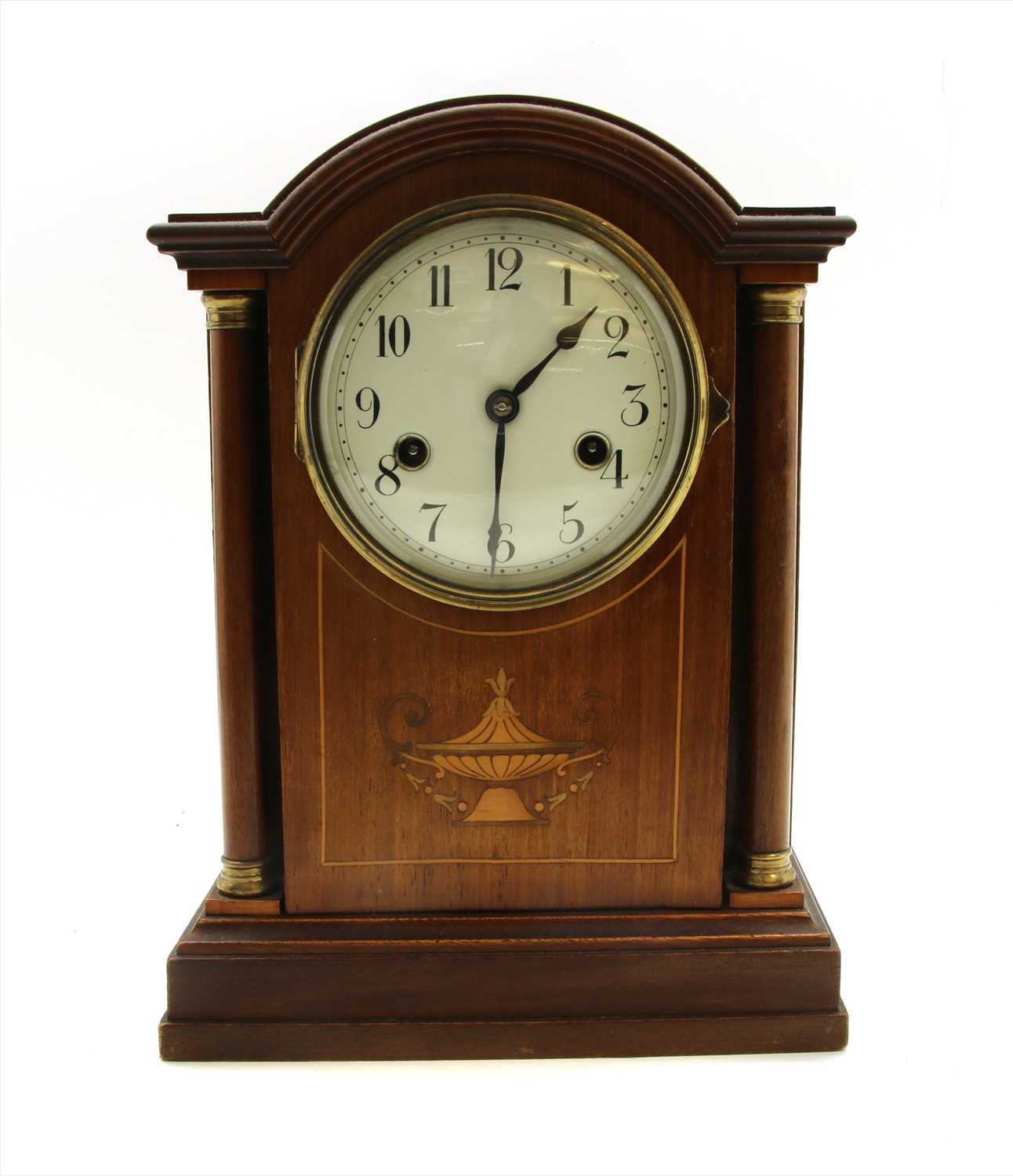 Lot 498 - An Edwardian inlaid mahogany mantel clock