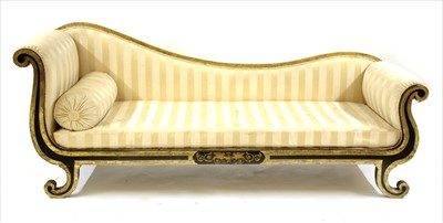 Lot 734 - A Regency style day bed