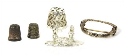 Lot 205 - Silver items