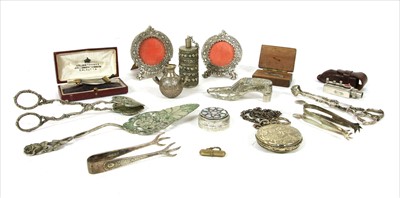 Lot 198 - A collection of Egyptian silver