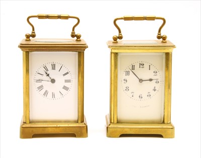 Lot 391 - A brass cased carriage clock