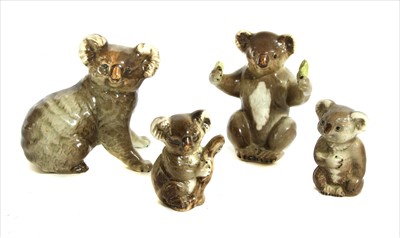 Lot 401 - A collection of Beswick koalas